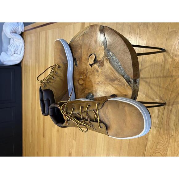 Timberland TBOATMHZ 231 Davis Square Toe Leather Boot - Picture 1 of 9